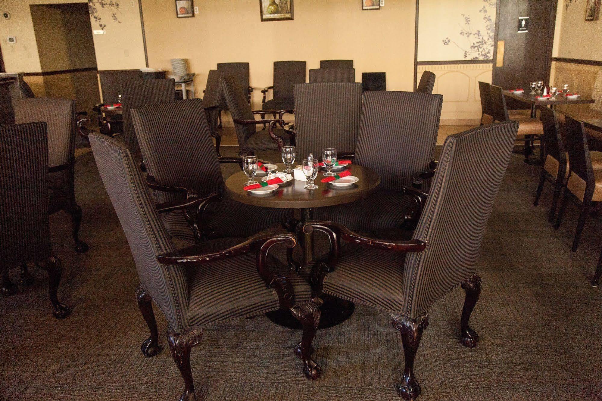 Medicine Hat Lodge, Trademark Collection By Wyndham Экстерьер фото